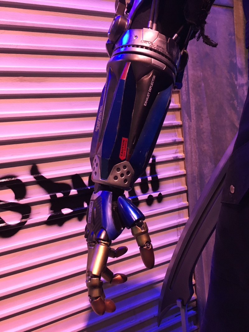 Illustration for article titled Close Up With A Life-Sized Nero From Devil May Cry 5